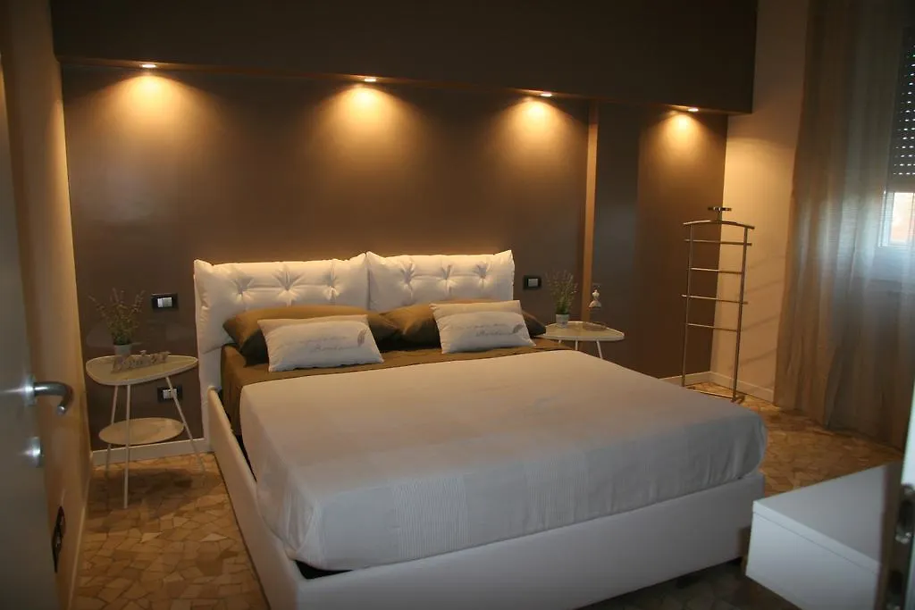Chez Nous Apartment Milan 0*,  Italy